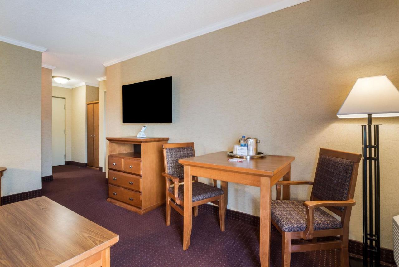 Best Western Plus Norwester Hotel & Conference Centre Thunder Bay Esterno foto